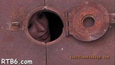 Anal Hardcore Porno – Wenn die Scheiße aus dem Arsch spritzt